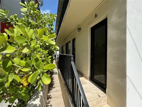 730 14th Place Miami Beach FL 33139