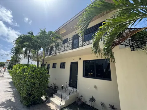 730 14th Place Miami Beach FL 33139