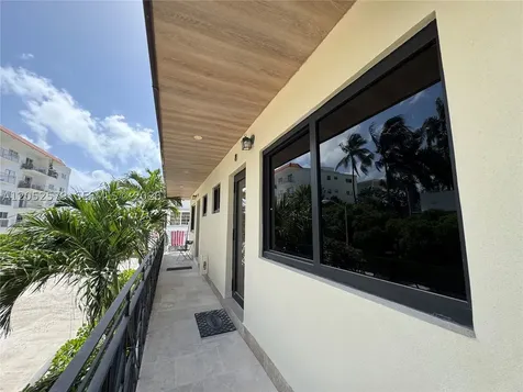 730 14th Place Miami Beach FL 33139