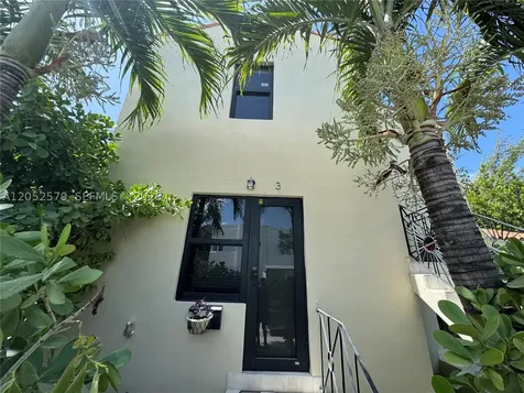730 14th Place Miami Beach FL 33139