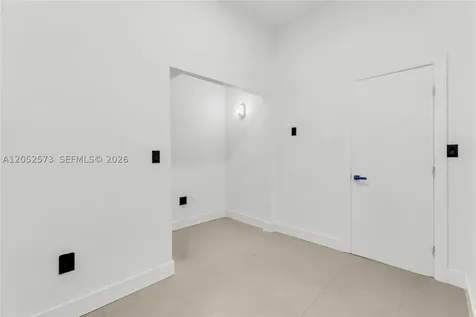 1011 SW SW 7th St Miami Fl Miami FL 33130