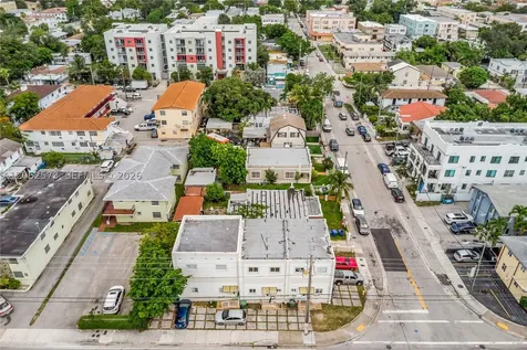 1011 SW SW 7th St Miami Fl Miami FL 33130