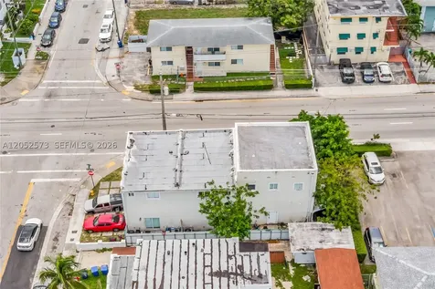 1011 SW SW 7th St Miami Fl Miami FL 33130