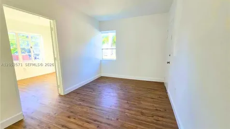 660 84th Street Miami Beach FL 33141