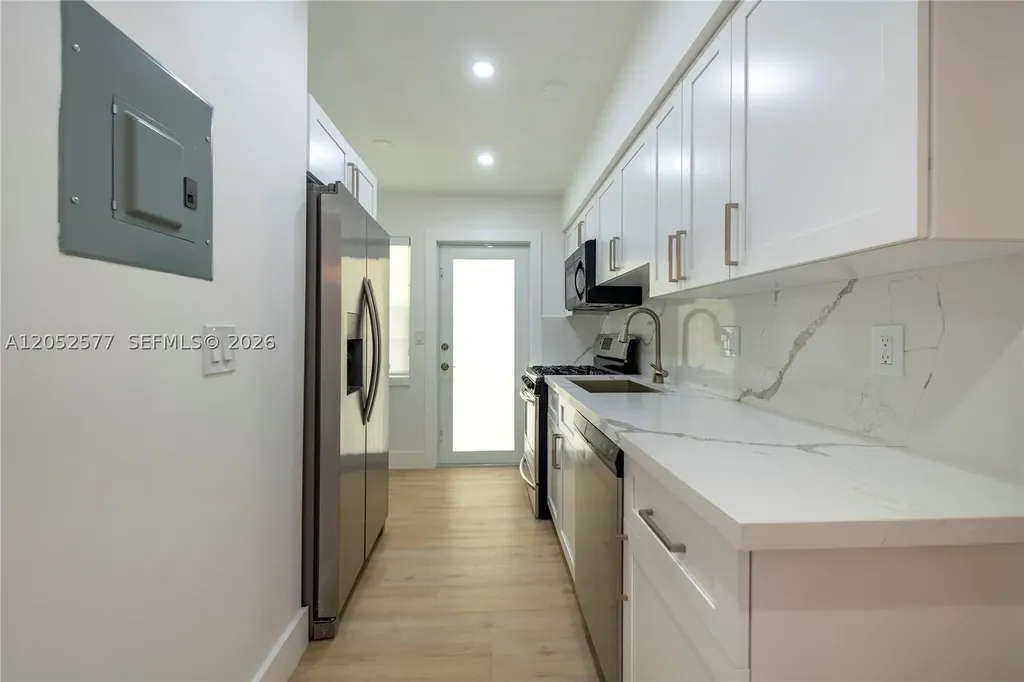 809 NE 17th Avenue Fort Lauderdale FL 33304