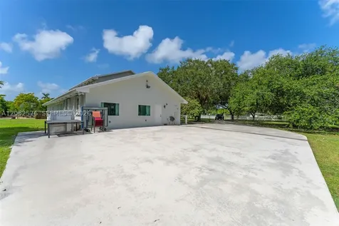 24545 SW 192nd Avenue Homestead FL 33031