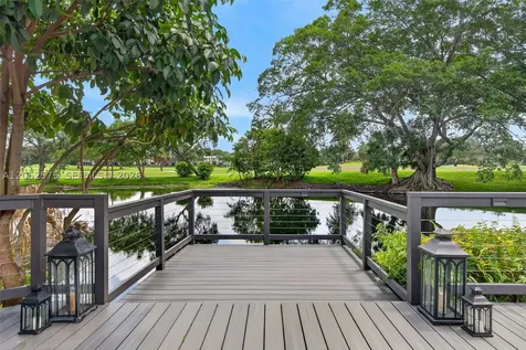 400 Sea Turtle Terrace Plantation FL 33324