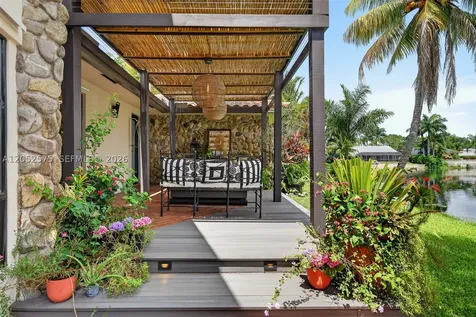 400 Sea Turtle Terrace Plantation FL 33324