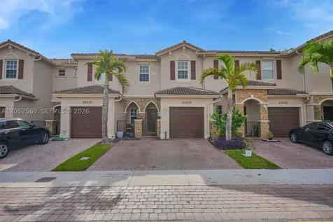 22201 SW 92nd Place Cutler Bay FL 33190