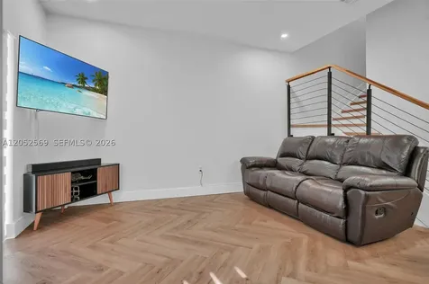 22201 SW 92nd Place Cutler Bay FL 33190