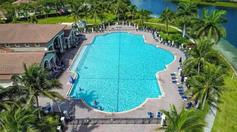 22201 SW 92nd Place Cutler Bay FL 33190