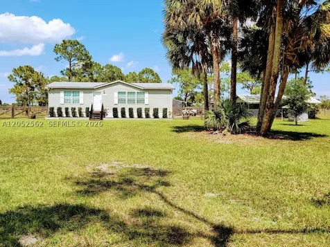 1001 Homestead Avenue Clewiston FL 33440