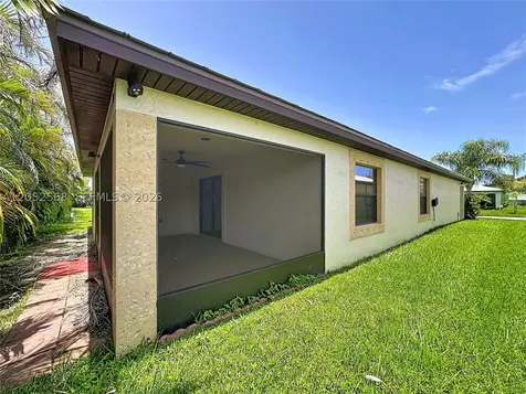 5 Flamenco Way Port St. Lucie FL 34952