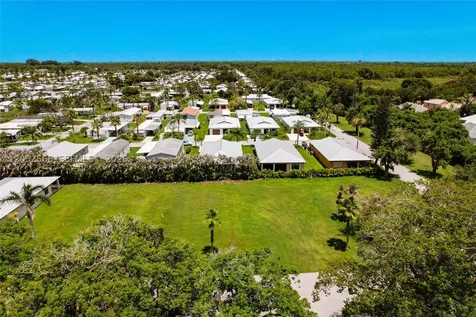 5 Flamenco Way Port St. Lucie FL 34952
