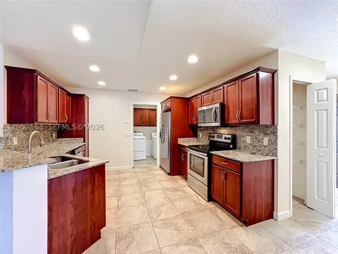 5 Flamenco Way Port St. Lucie FL 34952