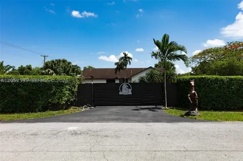 21290 SW 234th Street Homestead FL 33031