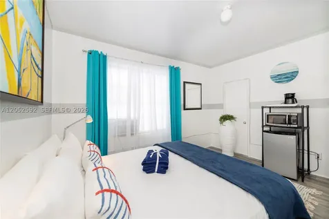 6760 Collins Avenue Miami Beach FL 33141