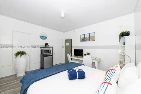 6760 Collins Avenue Miami Beach FL 33141