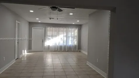 6461 Evans Street Hollywood FL 33024