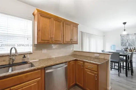 2293 NW 170th Avenue Pembroke Pines FL 33028