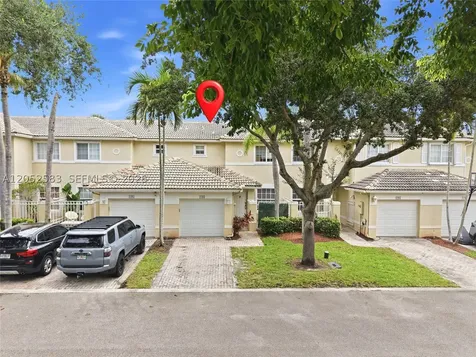 2293 NW 170th Avenue Pembroke Pines FL 33028