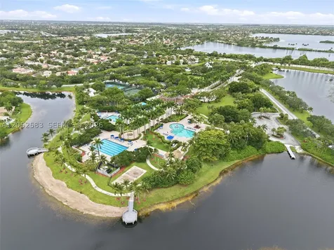 2293 NW 170th Avenue Pembroke Pines FL 33028