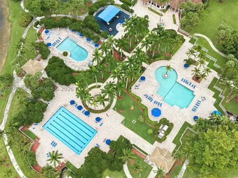 2293 NW 170th Avenue Pembroke Pines FL 33028