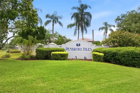 2293 NW 170th Avenue Pembroke Pines FL 33028