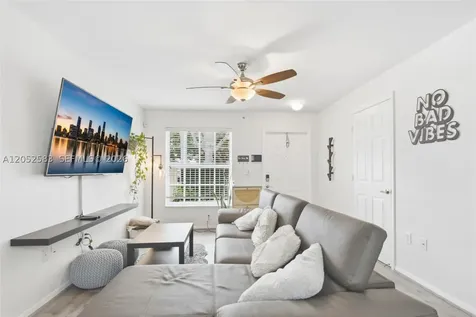 2293 NW 170th Avenue Pembroke Pines FL 33028
