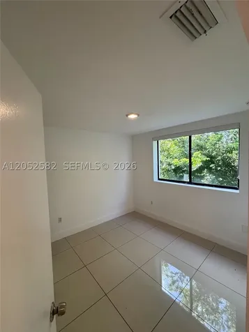 829 SW 18th Avenue Miami FL 33135