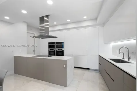 18201 Collins Avenue Sunny Isles Beach FL 33160