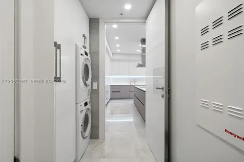 18201 Collins Avenue Sunny Isles Beach FL 33160