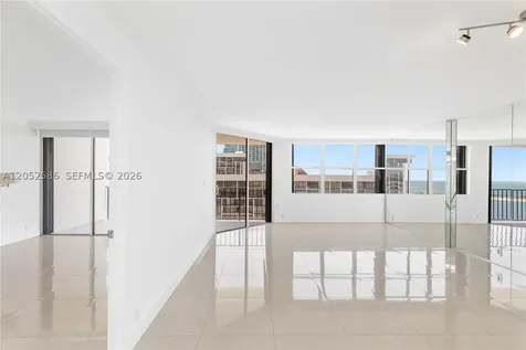 1901 Brickell Avenue Miami FL 33129