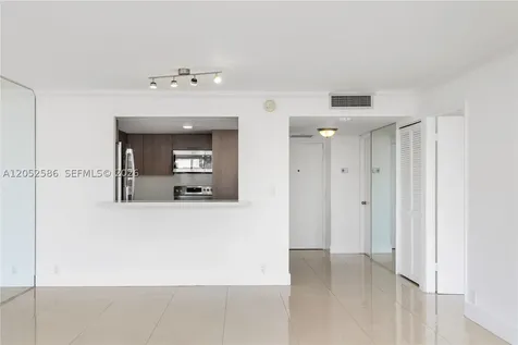 1901 Brickell Avenue Miami FL 33129