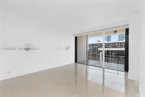 1901 Brickell Avenue Miami FL 33129