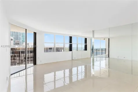 1901 Brickell Avenue Miami FL 33129