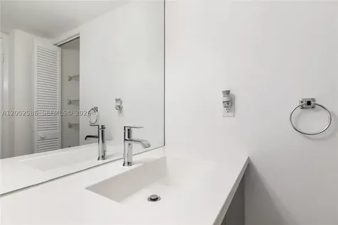 1901 Brickell Avenue Miami FL 33129