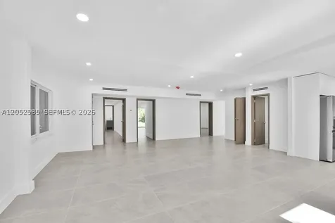 7902 SW 67th Avenue South Miami FL 33143