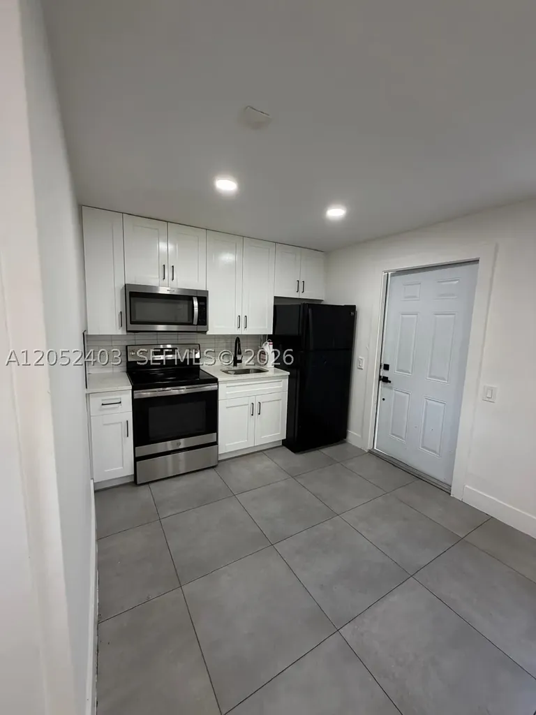 1933 Washington Street Hollywood FL 33020