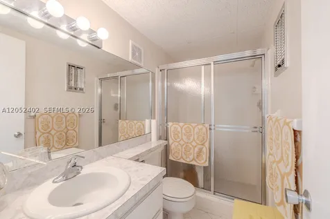 2333 Indian River Boulevard Vero Beach FL 32960