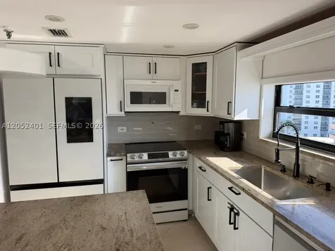 6830 Indian Creek Drive Miami Beach FL 33141