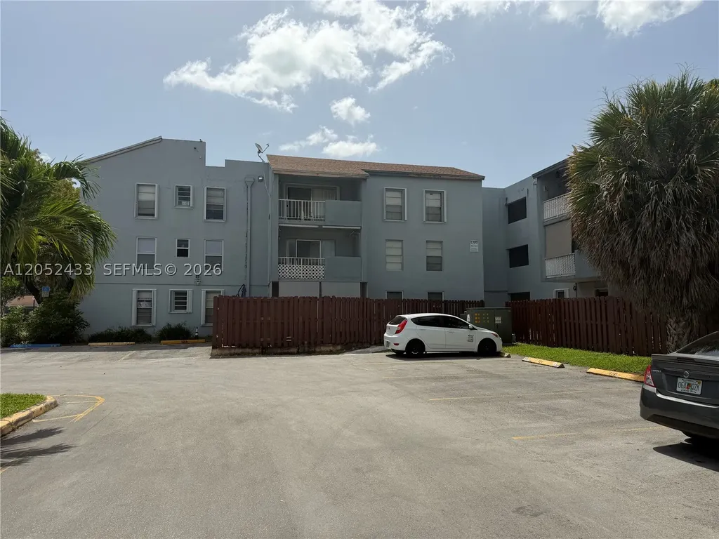 6095 W 18th Avenue Hialeah FL 33012
