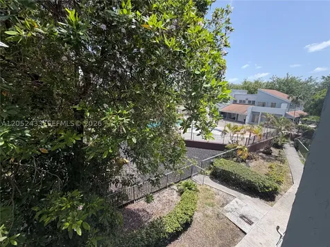 6095 W 18th Avenue Hialeah FL 33012