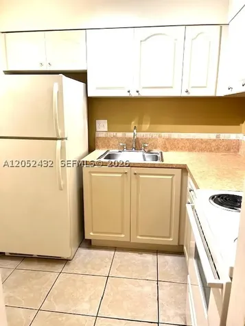 9477 SW 76th Street Miami FL 33173