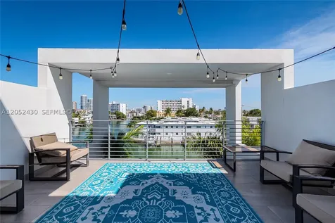 31 N Shore Drive Miami Beach FL 33141