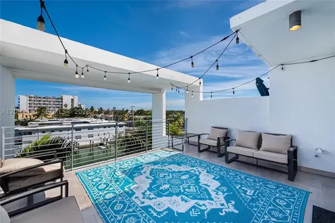 31 N Shore Drive Miami Beach FL 33141