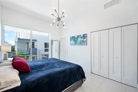 31 N Shore Drive Miami Beach FL 33141