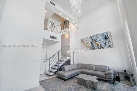 31 N Shore Drive Miami Beach FL 33141