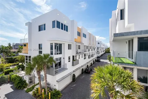 31 N Shore Drive Miami Beach FL 33141
