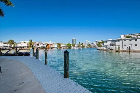 31 N Shore Drive Miami Beach FL 33141